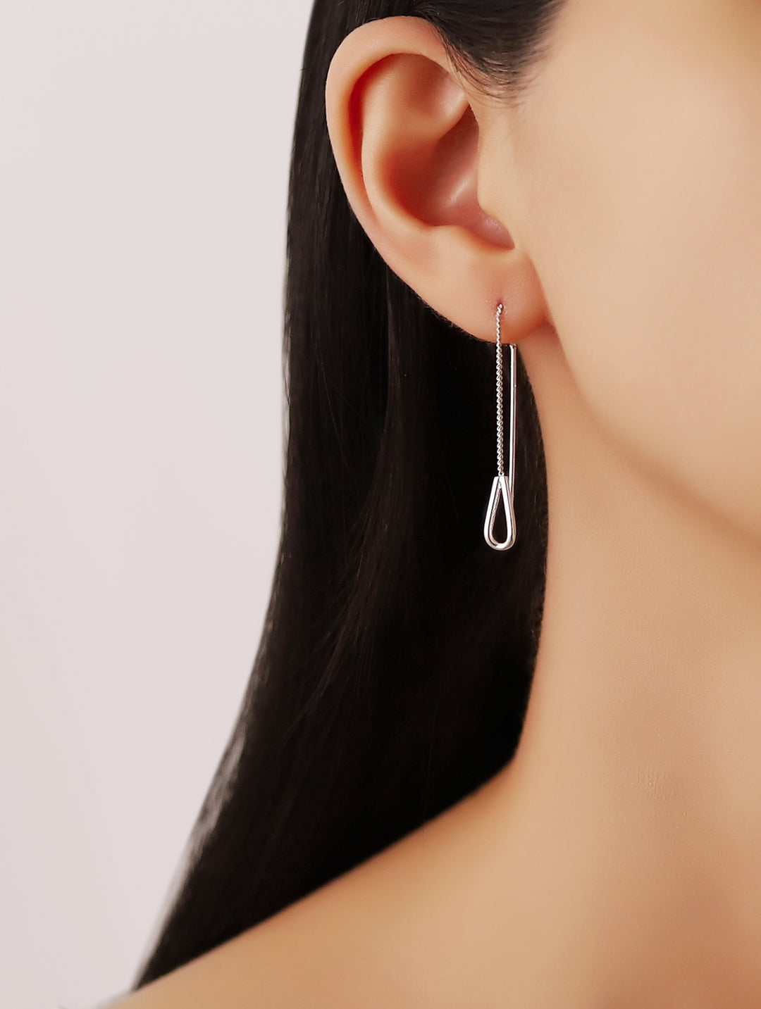 Sui Dhaga Earrings